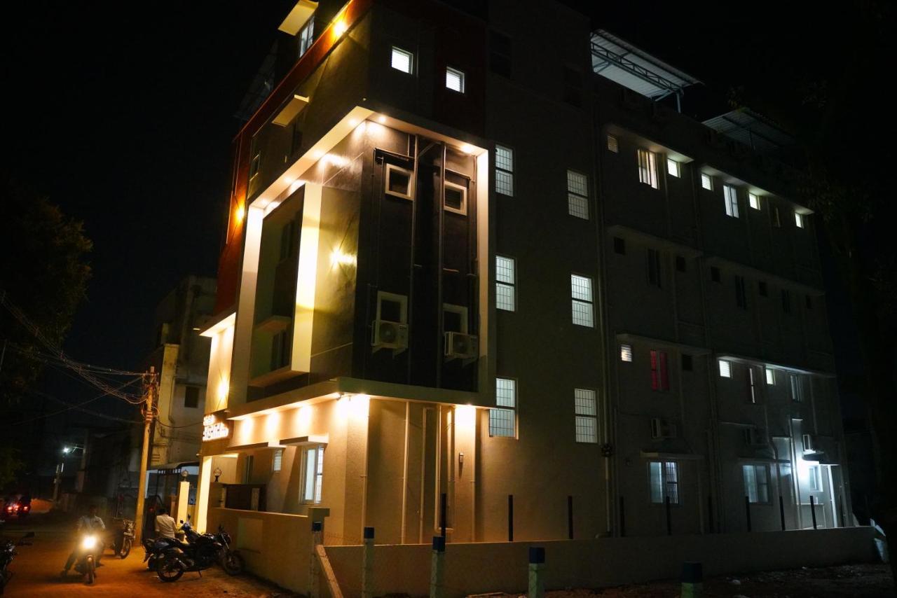 Hotel Akshith Inn Thanjavur Exterior photo