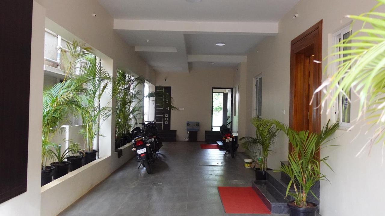 Hotel Akshith Inn Thanjavur Exterior photo